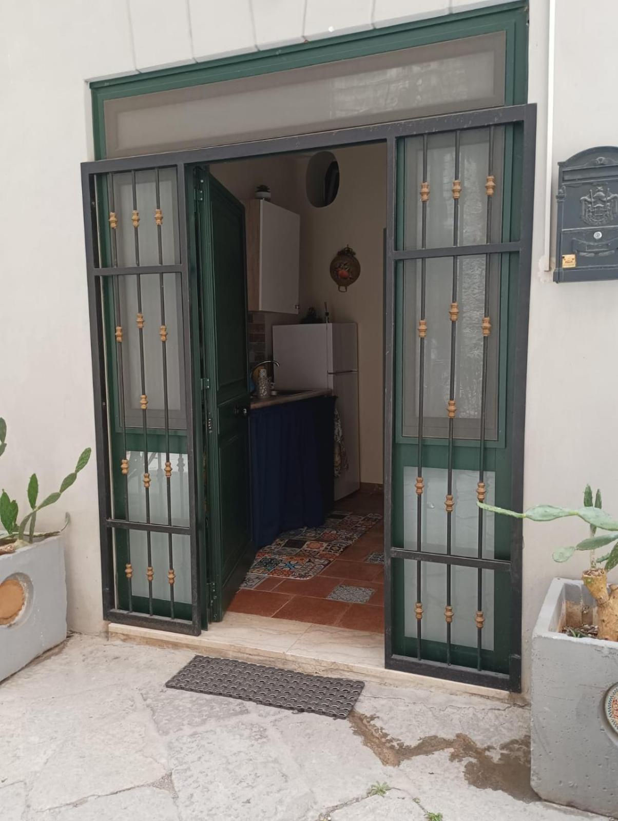 Casa Vacanza Di Via Giacalone Palermo Dış mekan fotoğraf